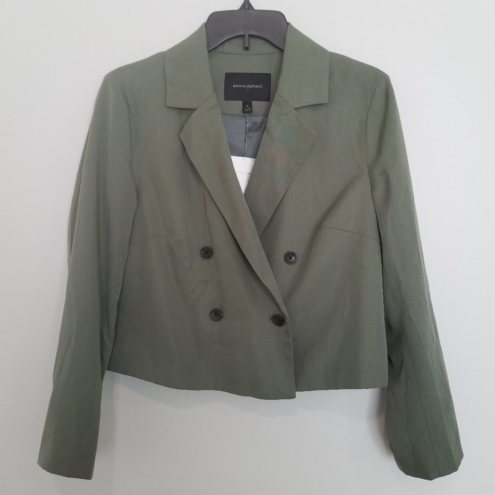 NWT Banana Republic Cropped Blazer, lightweight, Tencel